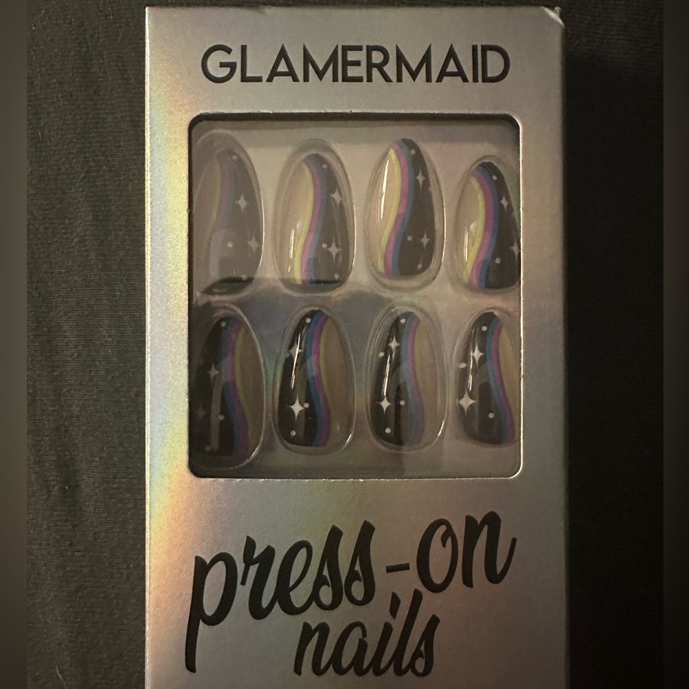 Glamermaid press on nails